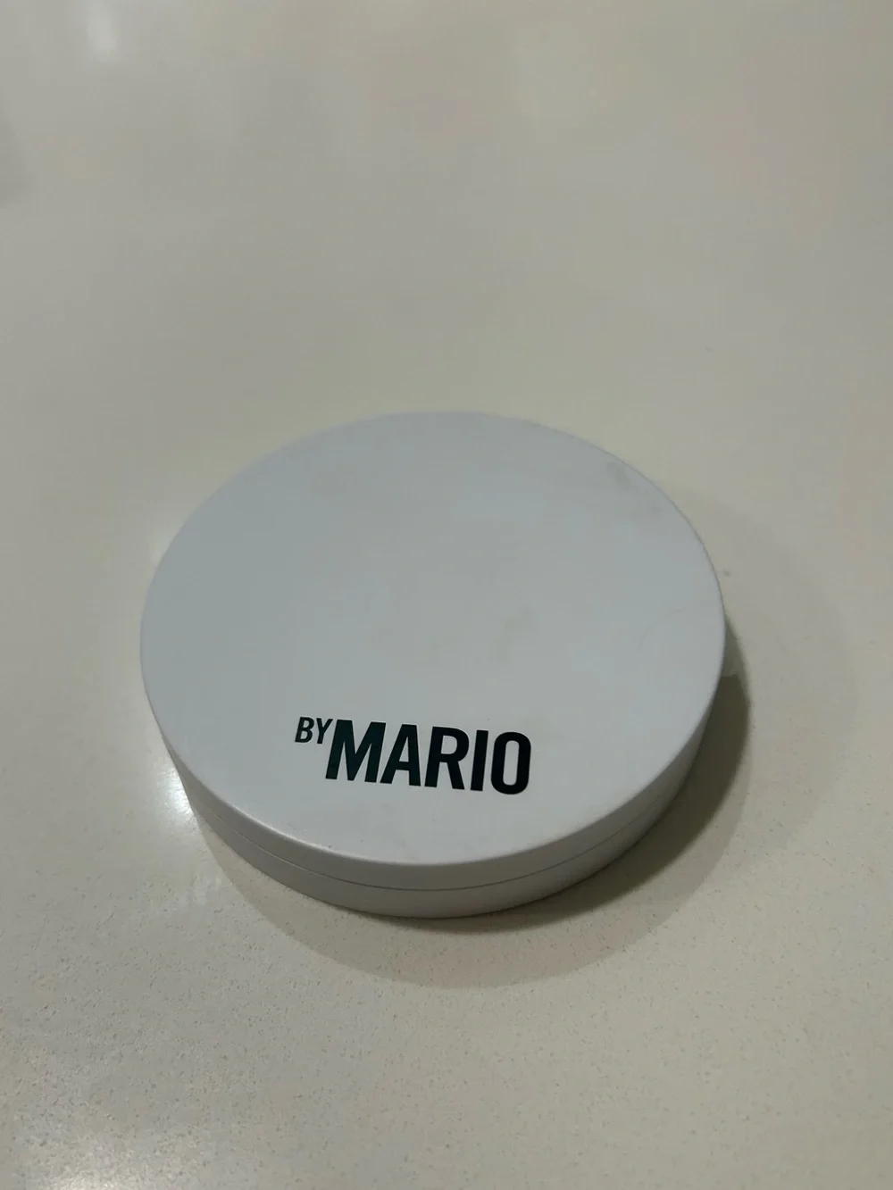 Makeup by Mario soft sculpt blurring bronzer light medium